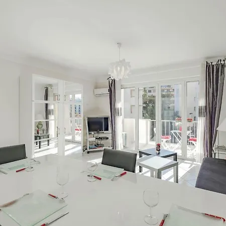 Beautiful Studio With Terrace Apartment Cannes
